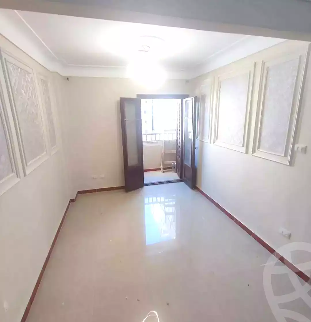 https://aqarmap.com.eg/en/listing/7331461-for-rent-alexandria-miami-shr-jml-bd-lnsr