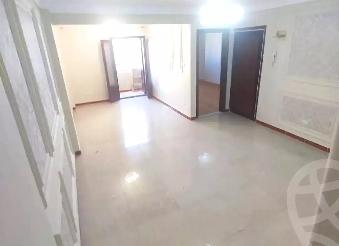 https://aqarmap.com.eg/en/listing/7331461-for-rent-alexandria-miami-shr-jml-bd-lnsr