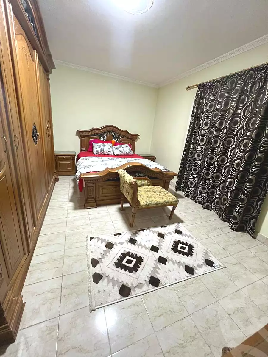 https://aqarmap.com.eg/ar/listing/7331582-for-rent-cairo-new-cairo-lrhb-city-phase-2-amr-ibn-el-aas-st