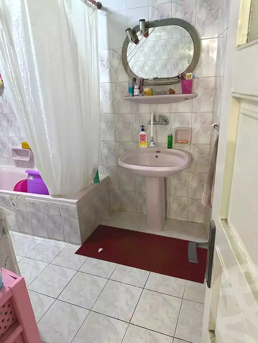 https://aqarmap.com.eg/ar/listing/7331641-for-sale-alexandria-moharram-bey