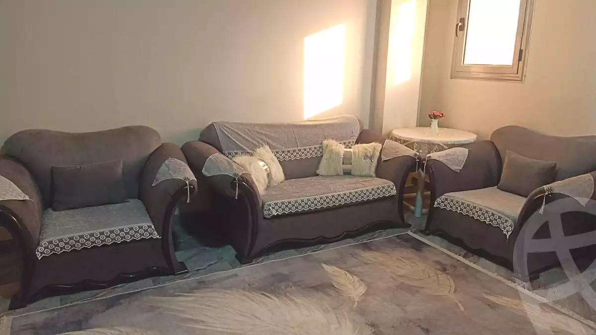https://aqarmap.com.eg/ar/listing/7331836-for-sale-cairo-6th-of-october-el-ahyaa-neighborhood-3rd-al-hay-al-thalith-st