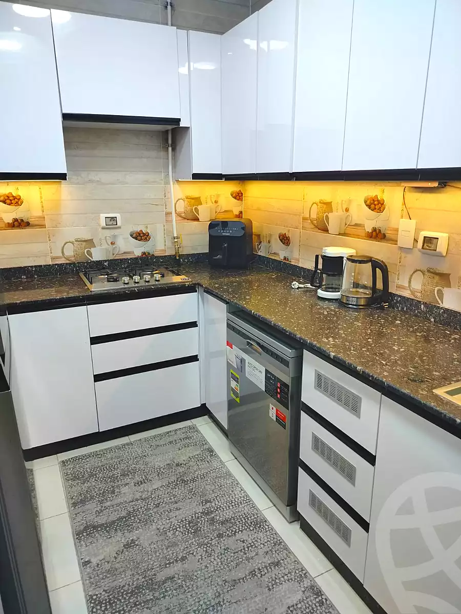 https://aqarmap.com.eg/ar/listing/7331955-for-rent-cairo-el-sheikh-zayed-city-compounds-jn-2