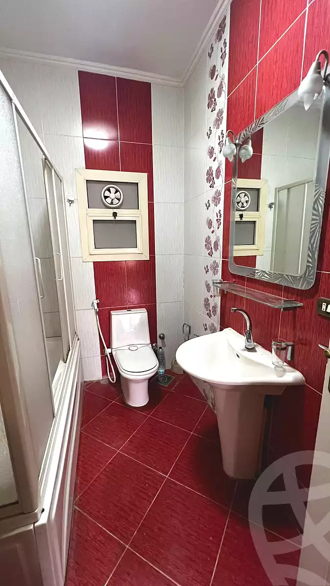 https://aqarmap.com.eg/en/listing/7332139-for-sale-cairo-new-cairo-el-narges-el-narges-omarat-abdul-rahman-al-rafie-st