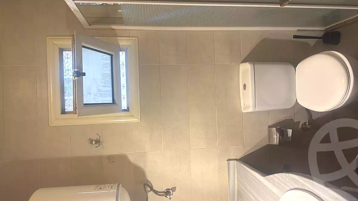 https://aqarmap.com.eg/ar/listing/7332147-for-sale-cairo-el-sheikh-zayed-city-compounds-el-khamayel