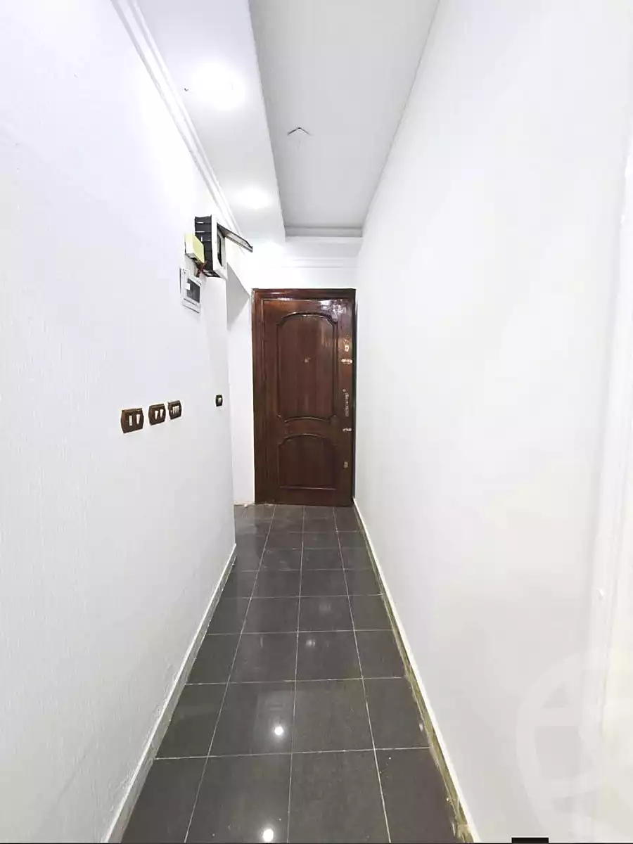 https://aqarmap.com.eg/ar/listing/7332355-for-sale-alexandria-al-agamy-shataa-el-nakheel