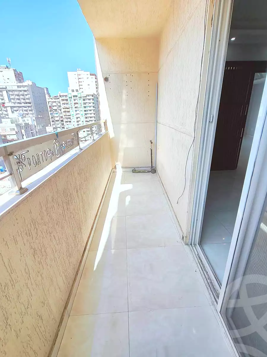 https://aqarmap.com.eg/ar/listing/7332907-for-sale-alexandria-sydy-bshr-sydy-bshr-bhry-shr-mhmwd-l-yswy