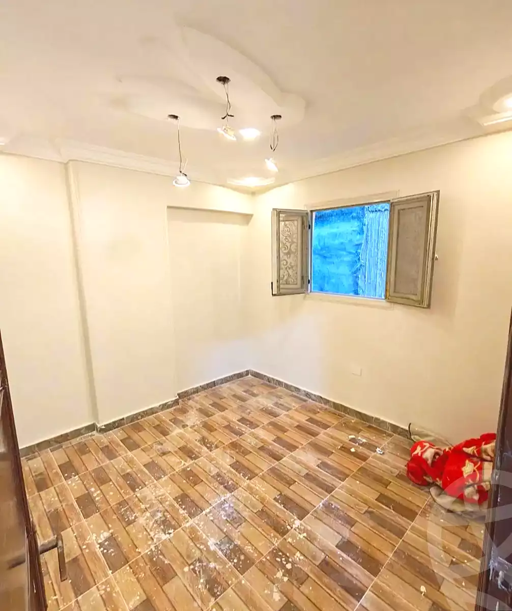 https://aqarmap.com.eg/en/listing/7332933-for-sale-alexandria-al-agamy-el-hanouvel-yathreb-st