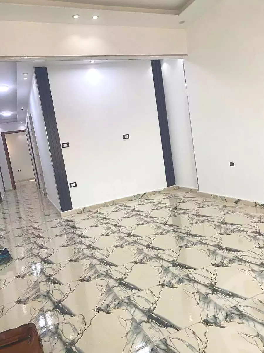 https://aqarmap.com.eg/en/listing/7332988-for-sale-cairo-ain-shams-jsr-lswys