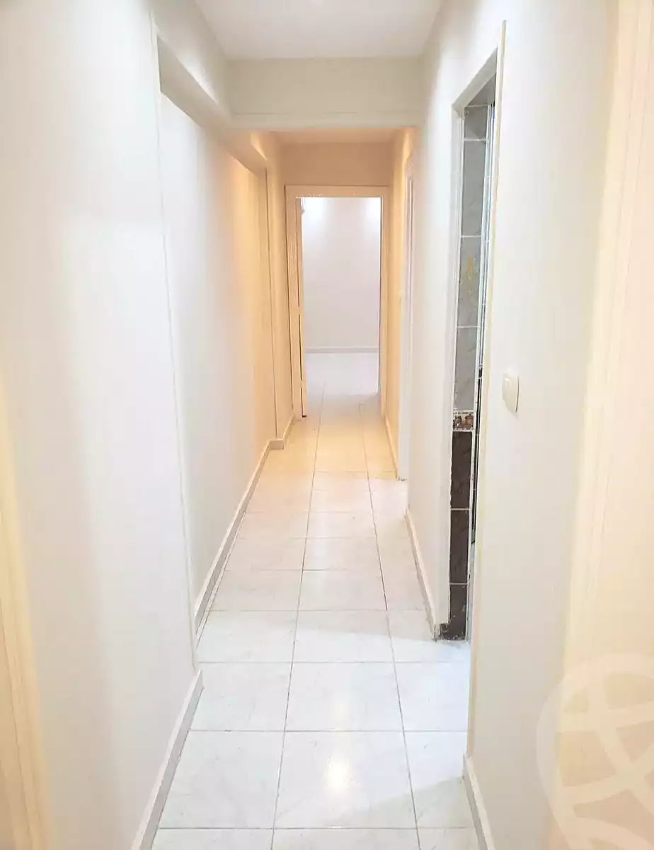 https://aqarmap.com.eg/en/listing/7330500-for-sale-alexandria-sydy-bshr-sydy-bshr-qbly-saif-st