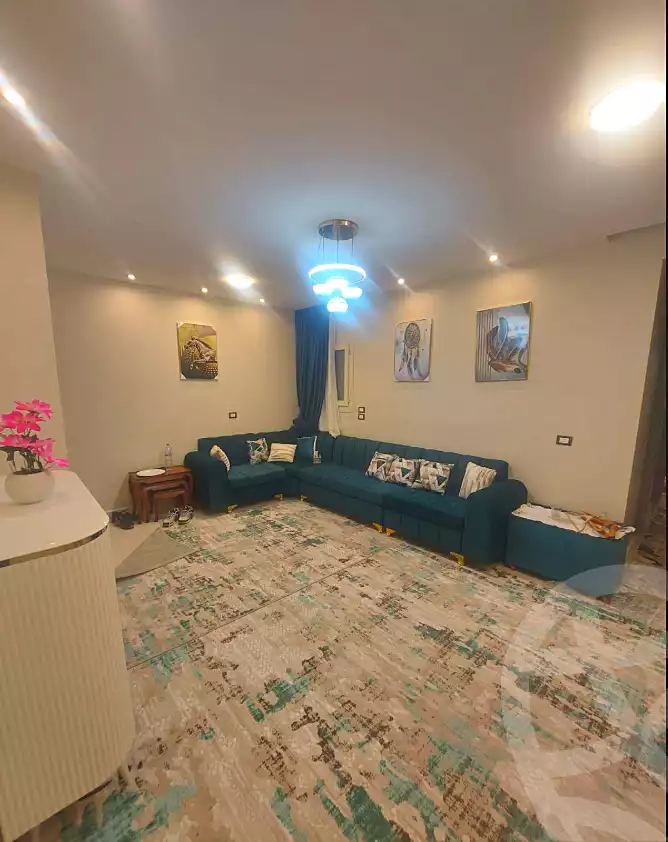 https://aqarmap.com.eg/ar/listing/7333103-for-sale-cairo-helwan-el-shareaa-el-sharby-st