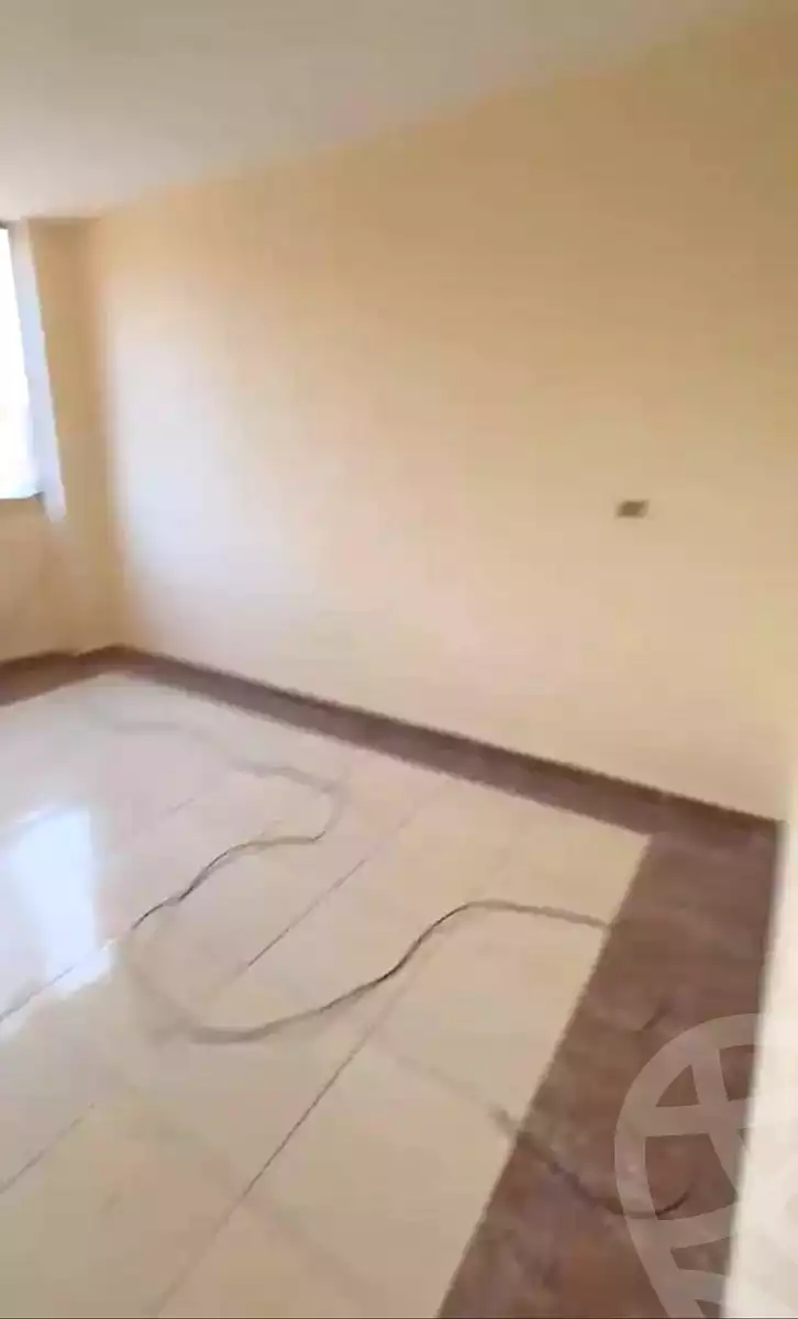 https://aqarmap.com.eg/ar/listing/7333145-for-sale-cairo-ain-shams-yn-shms-lgrby