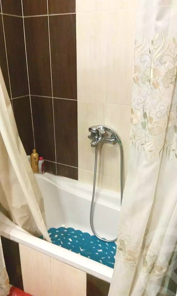 https://aqarmap.com.eg/ar/listing/7333308-for-rent-cairo-el-zaytun-hlmy-lzytwn-shr-ly-bsh
