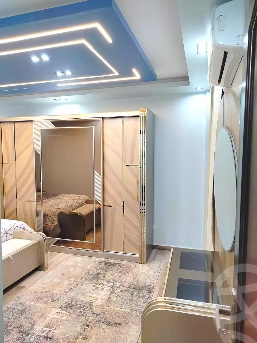 https://aqarmap.com.eg/ar/listing/7333489-for-rent-cairo-el-sheikh-zayed-city-compounds-jn-zyd