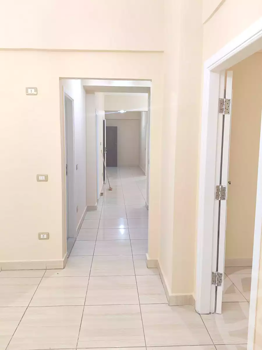 https://aqarmap.com.eg/ar/listing/7333541-for-rent-cairo-new-cairo-el-yassamin-el-yasmeen-2-jafar-ibn-abi-talib-st