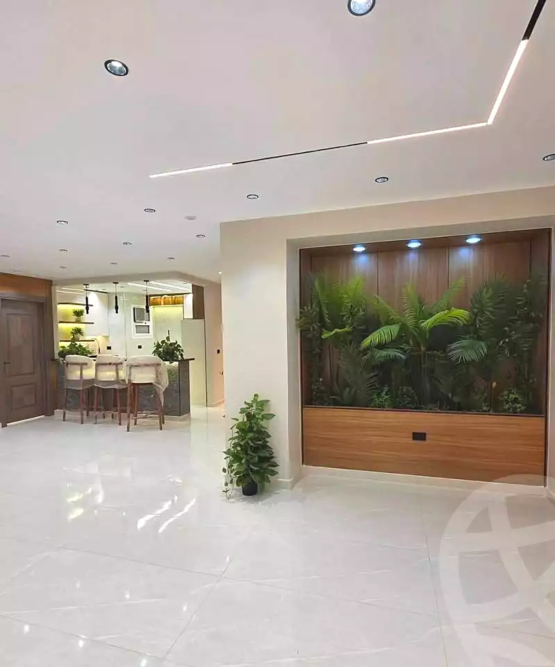 https://aqarmap.com.eg/ar/listing/7333552-for-sale-cairo-new-cairo-compounds-mountain-view-1