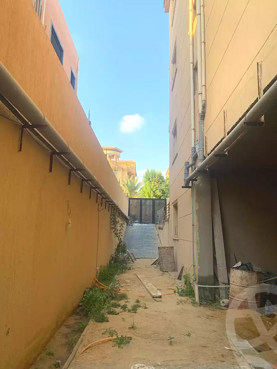 https://aqarmap.com.eg/en/listing/7333796-for-sale-cairo-new-cairo-sharq-el-akadamiya-al-tahrir-st