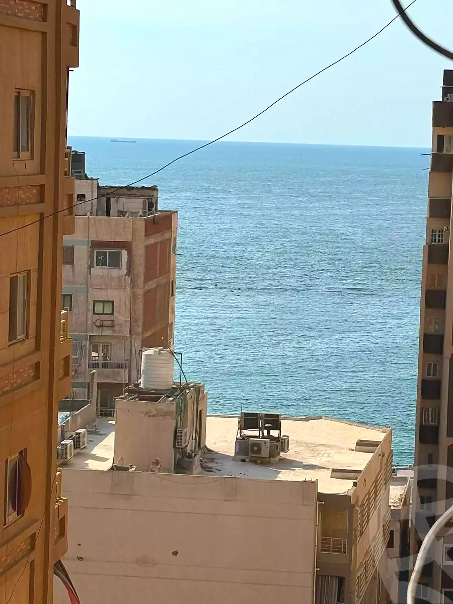 https://aqarmap.com.eg/ar/listing/7333814-for-sale-alexandria-sydy-bshr-sydy-bshr-bhry-amr-el-nogomy-st