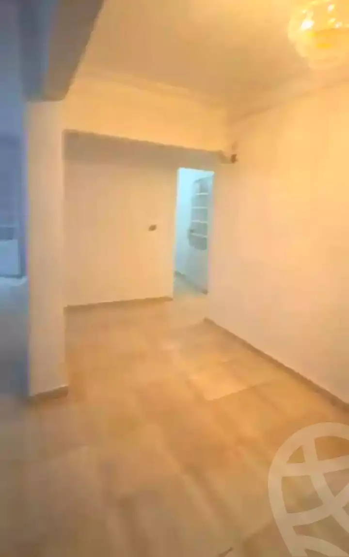 https://aqarmap.com.eg/ar/listing/7333844-for-rent-alexandria-miami-45-street