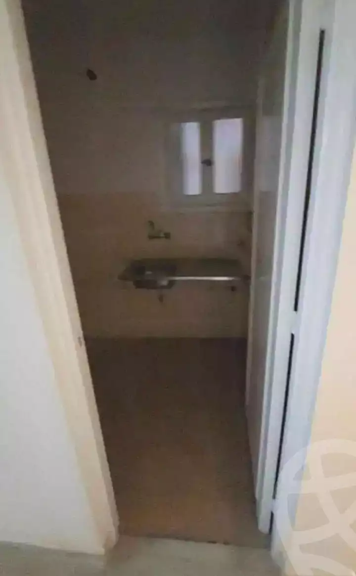 https://aqarmap.com.eg/en/listing/7333876-for-rent-alexandria-lsywf