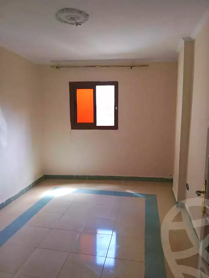 https://aqarmap.com.eg/ar/listing/7334363-for-rent-alexandria-ganaklis