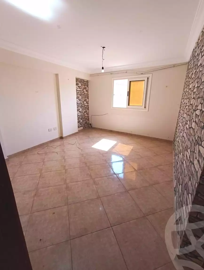 https://aqarmap.com.eg/ar/listing/7334362-for-sale-alexandria-sydy-bshr-sydy-bshr-bhry-gamal-abd-el-nasir-st