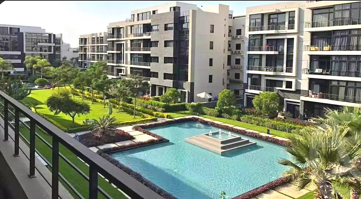https://aqarmap.com.eg/en/listing/7334375-for-sale-cairo-new-cairo-compounds-the-view-waterway