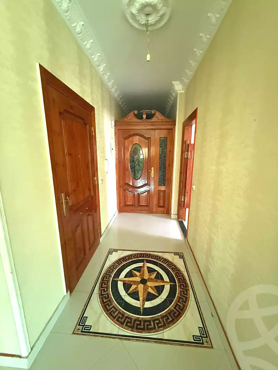 https://aqarmap.com.eg/en/listing/7334407-for-sale-cairo-new-cairo-el-ahyaa-third-neighborhood-street-1