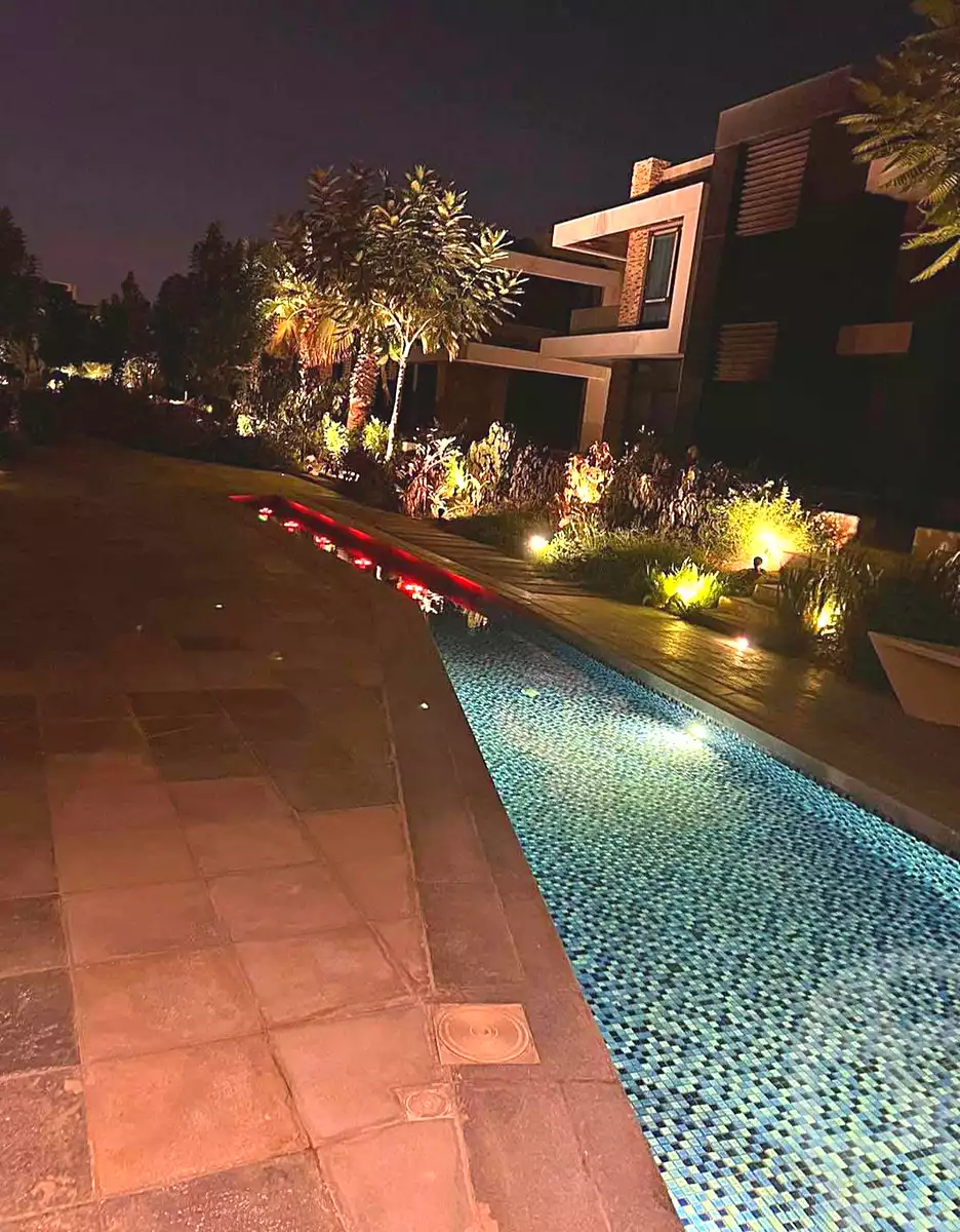 https://aqarmap.com.eg/ar/listing/7334518-for-sale-cairo-new-administrative-capital-r7-midtown-sky