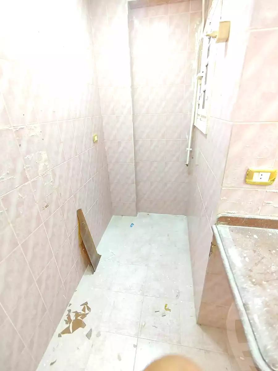 https://aqarmap.com.eg/en/listing/7334888-for-sale-alexandria-lsywf-el-falki