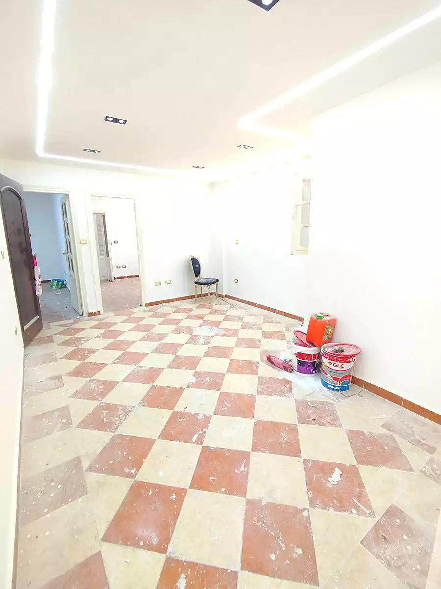 https://aqarmap.com.eg/en/listing/7334888-for-sale-alexandria-lsywf-el-falki