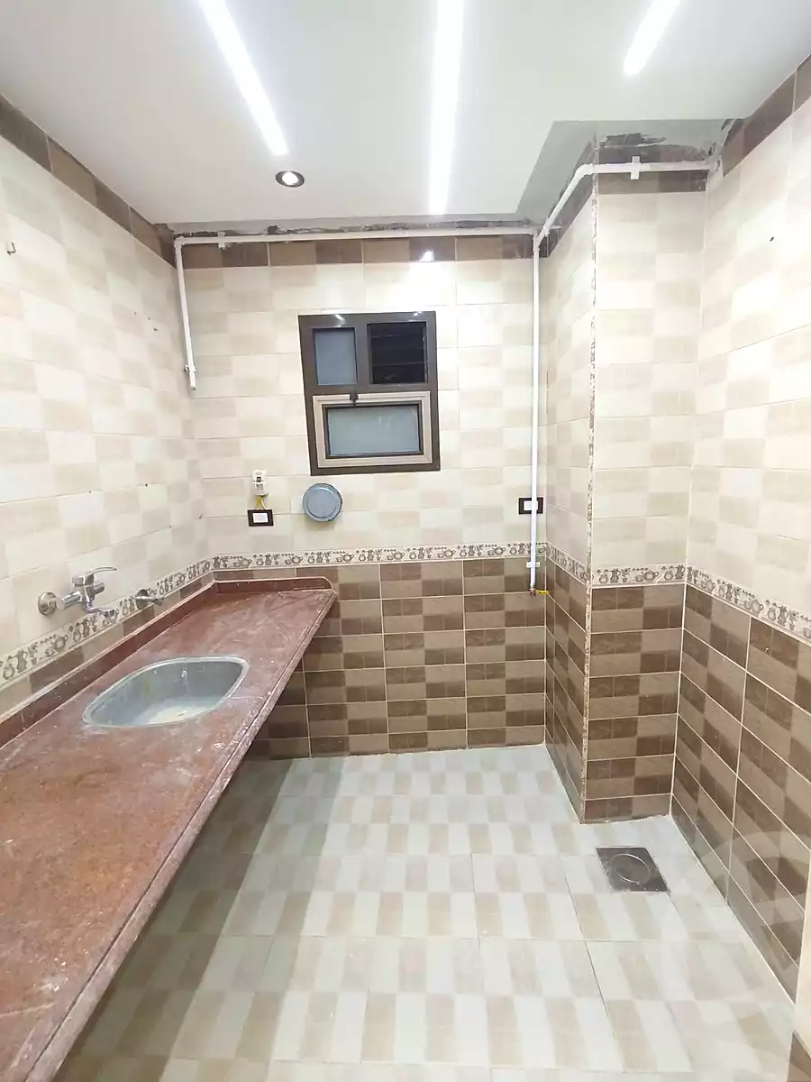 https://aqarmap.com.eg/en/listing/7334999-for-sale-alexandria-lsywf-el-falki