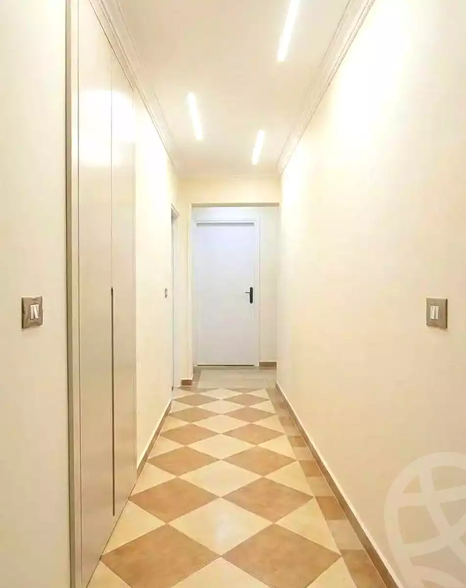 https://aqarmap.com.eg/ar/listing/7335170-for-sale-alexandria-sydy-bshr-sydy-bshr-bhry-ali-hipa-st