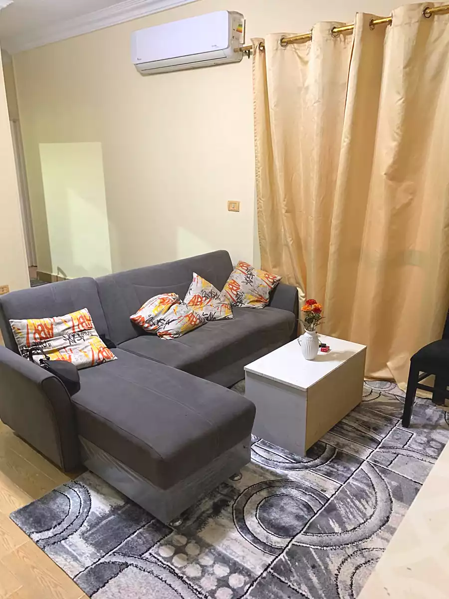 https://aqarmap.com.eg/ar/listing/7335453-for-rent-cairo-6th-of-october-mntq-fr-y-b-6-ktwbr