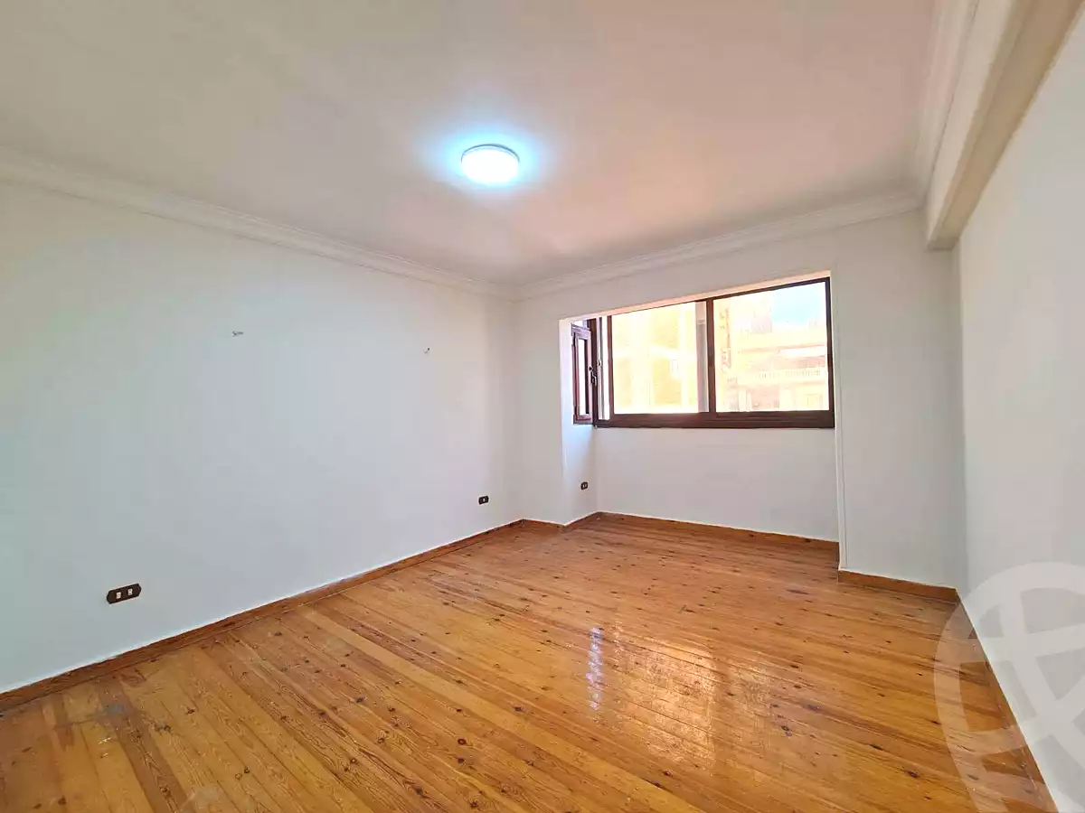 https://aqarmap.com.eg/en/listing/7335566-for-sale-alexandria-miami-iskandar-ibrahim-st