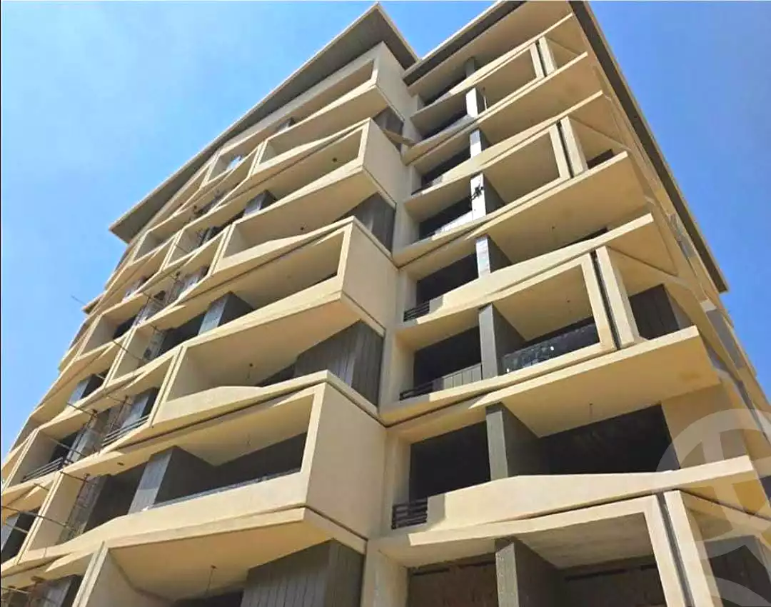 https://aqarmap.com.eg/en/listing/7335659-for-sale-cairo-new-administrative-capital-r7-midtown-sky