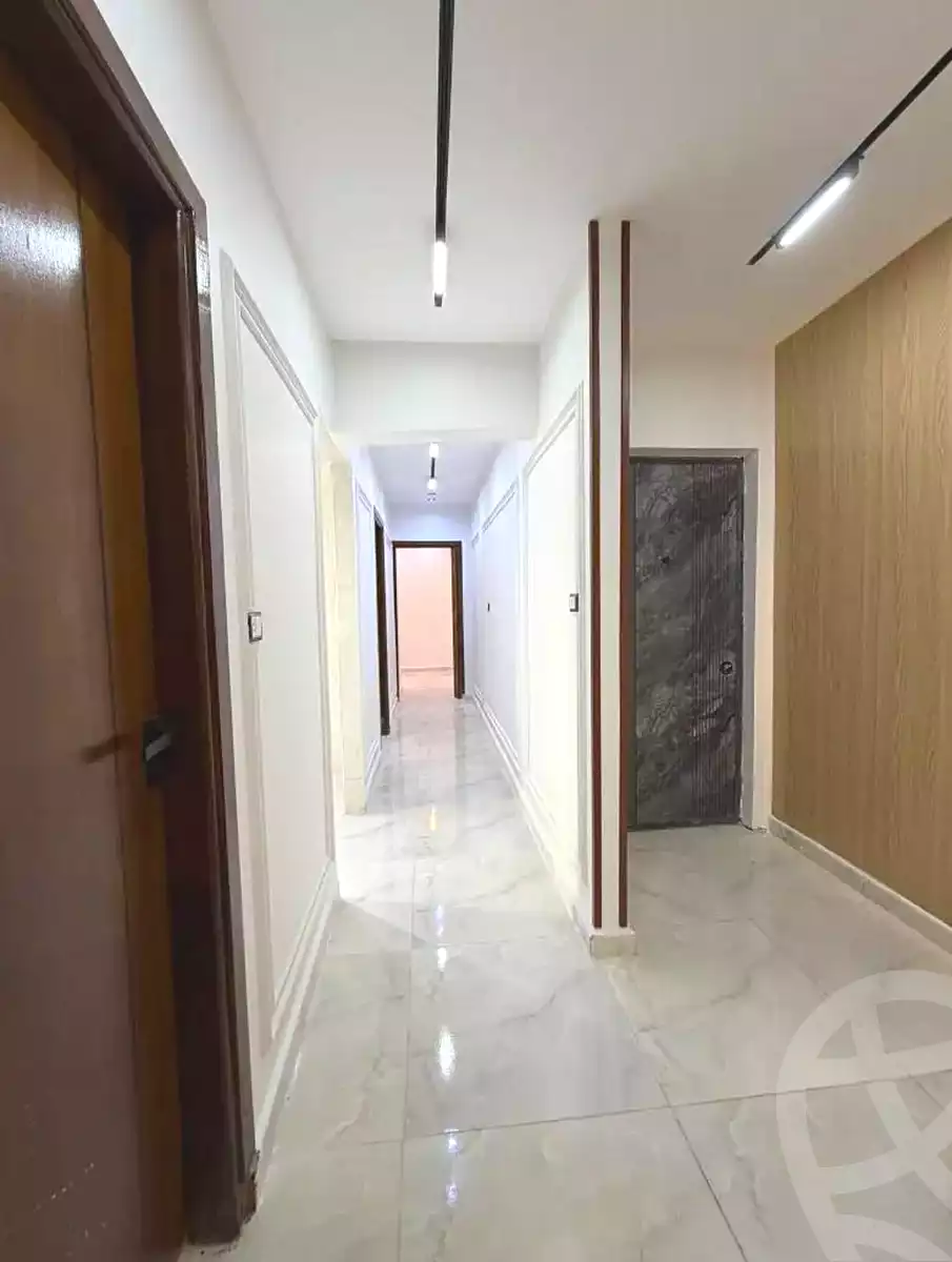 https://aqarmap.com.eg/ar/listing/7335671-for-sale-alexandria-al-agamy-lbytsh-shahr-al-assal-st