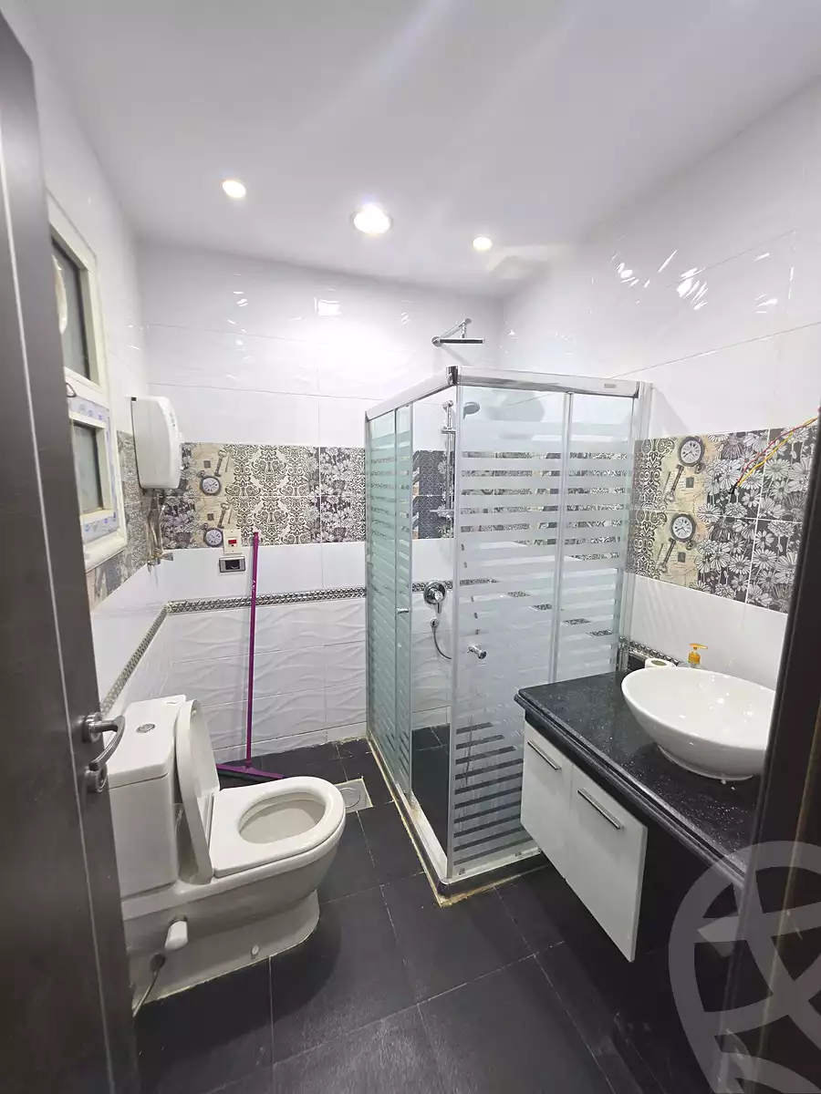https://aqarmap.com.eg/ar/listing/7335697-for-rent-cairo-new-cairo-madinaty-lmntq-lthnyh-fylt-tryq-tl-t-mstf