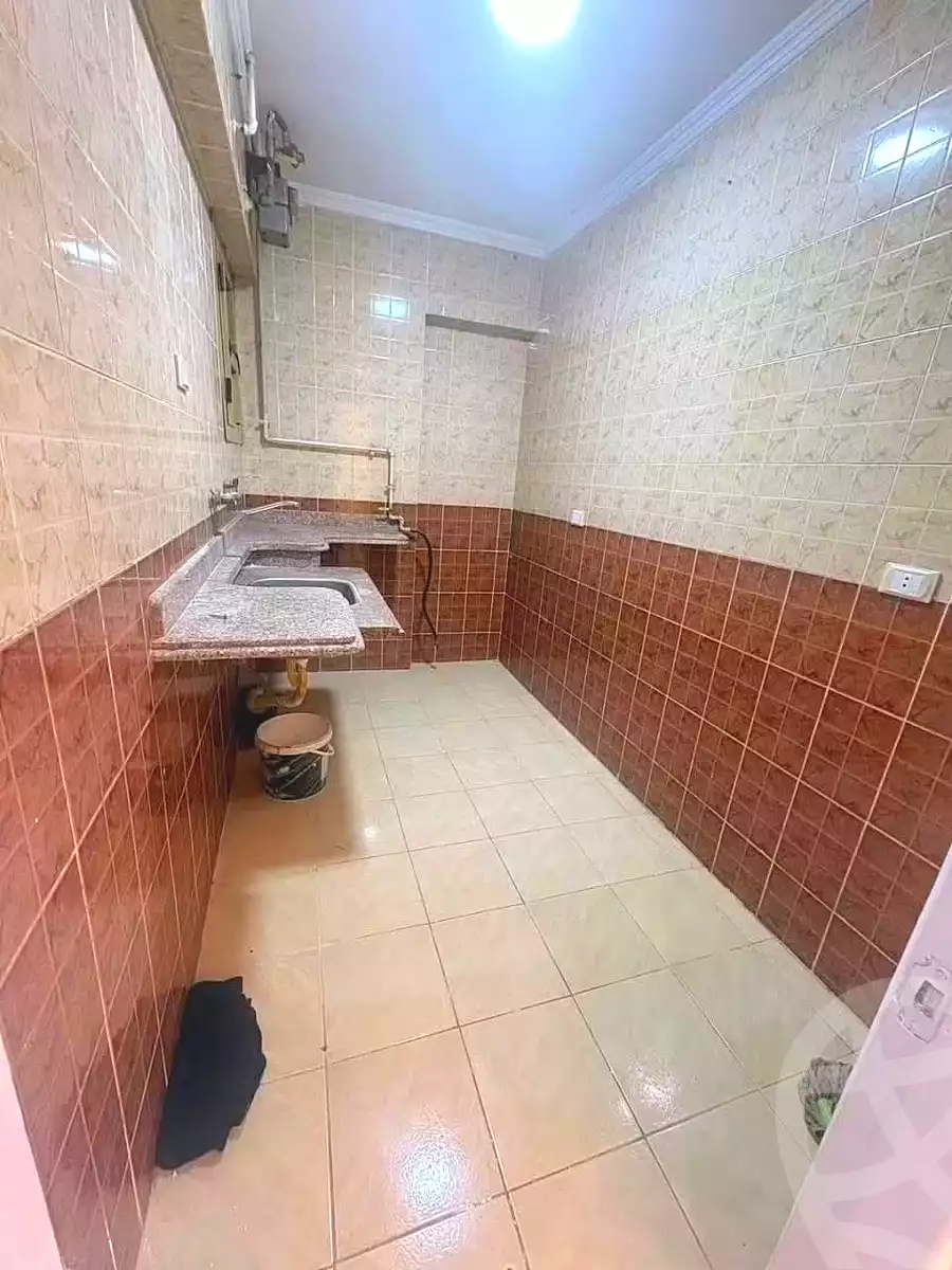 https://aqarmap.com.eg/ar/listing/7335723-for-sale-alexandria-sydy-bshr-sydy-bshr-bhry-shr-mhmwd-l-yswy