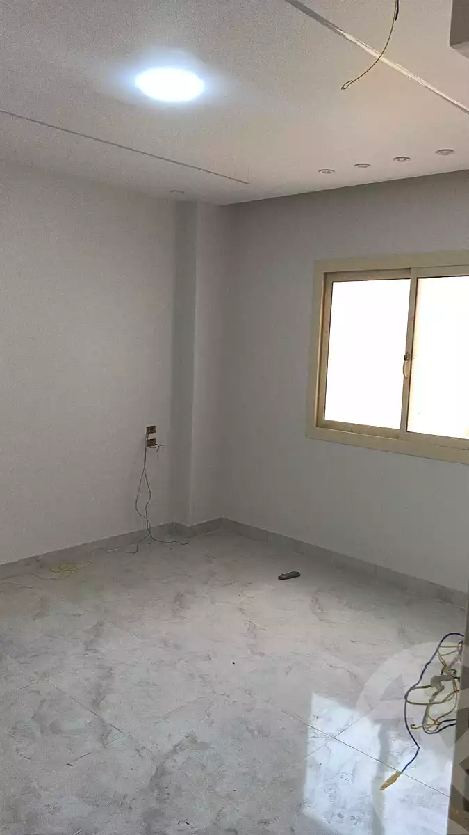 https://aqarmap.com.eg/en/listing/7335886-for-rent-cairo-new-cairo-compounds-la-rose
