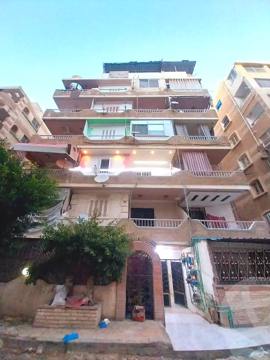 https://aqarmap.com.eg/en/listing/7335930-for-sale-alexandria-al-agamy-shataa-el-nakheel