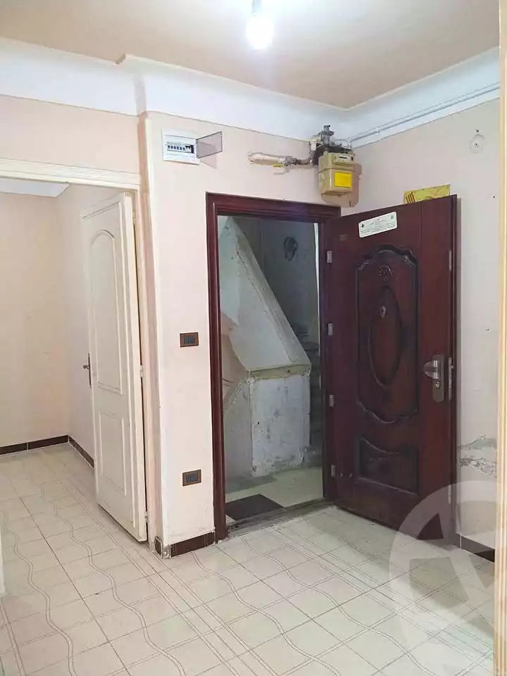 https://aqarmap.com.eg/ar/listing/7336023-for-sale-alexandria-sydy-bshr-sydy-bshr-bhry-gamal-abd-el-nasir-st