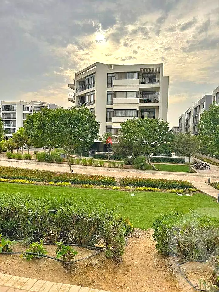 https://aqarmap.com.eg/en/listing/7336161-for-sale-cairo-new-cairo-compounds-tag-city-taj-sultan