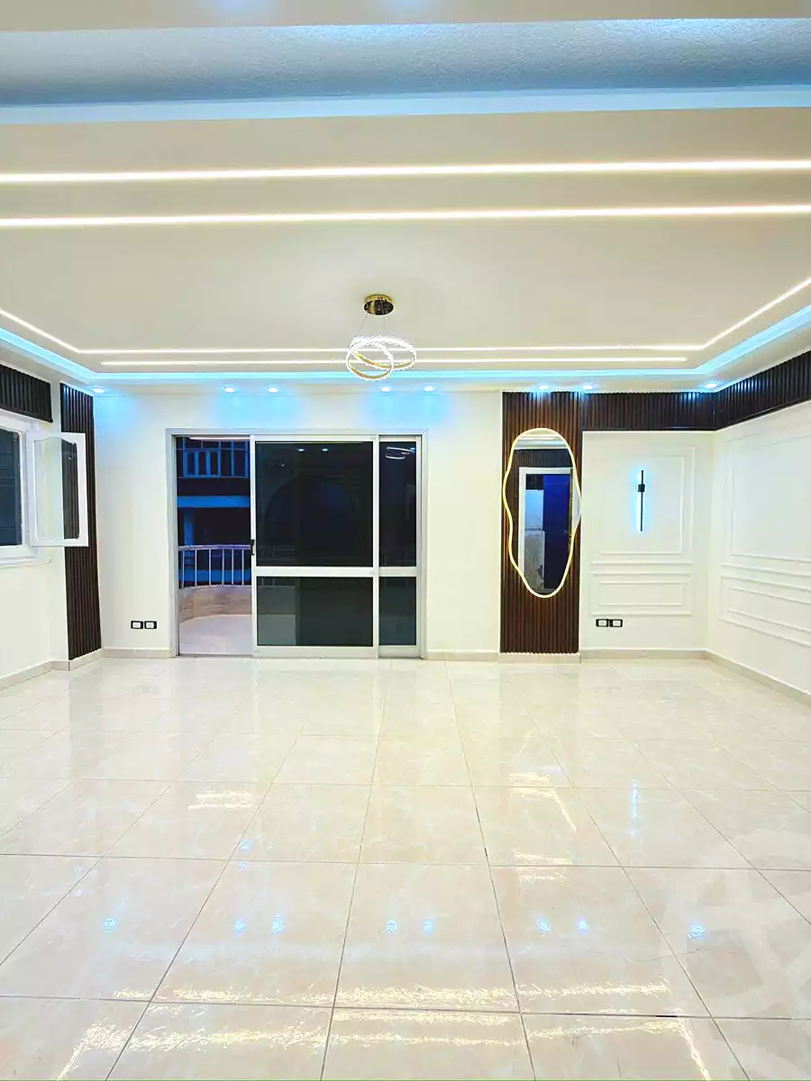 https://aqarmap.com.eg/en/listing/7336554-for-sale-alexandria-al-agamy-shataa-el-nakheel-street-65