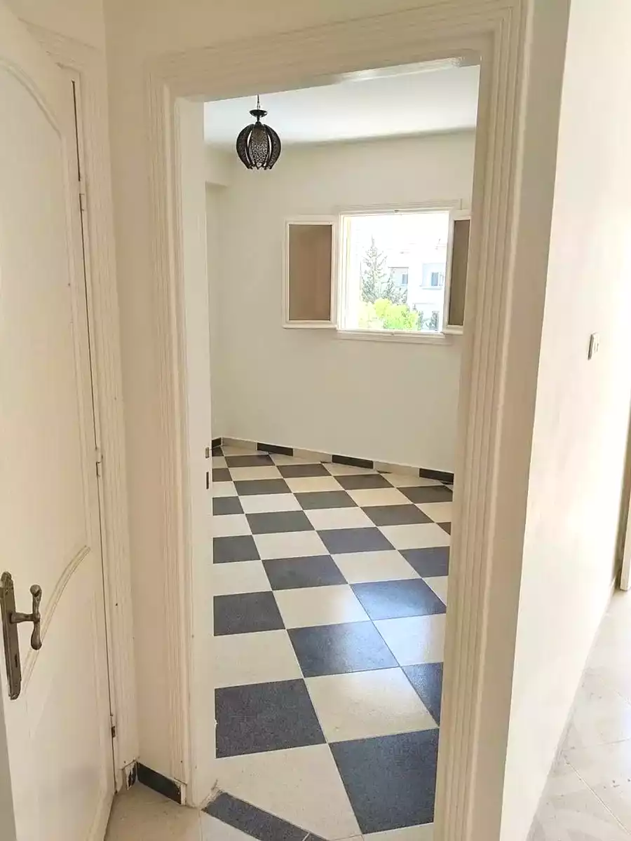 https://aqarmap.com.eg/ar/listing/7336560-for-sale-alexandria-new-miami-eskot