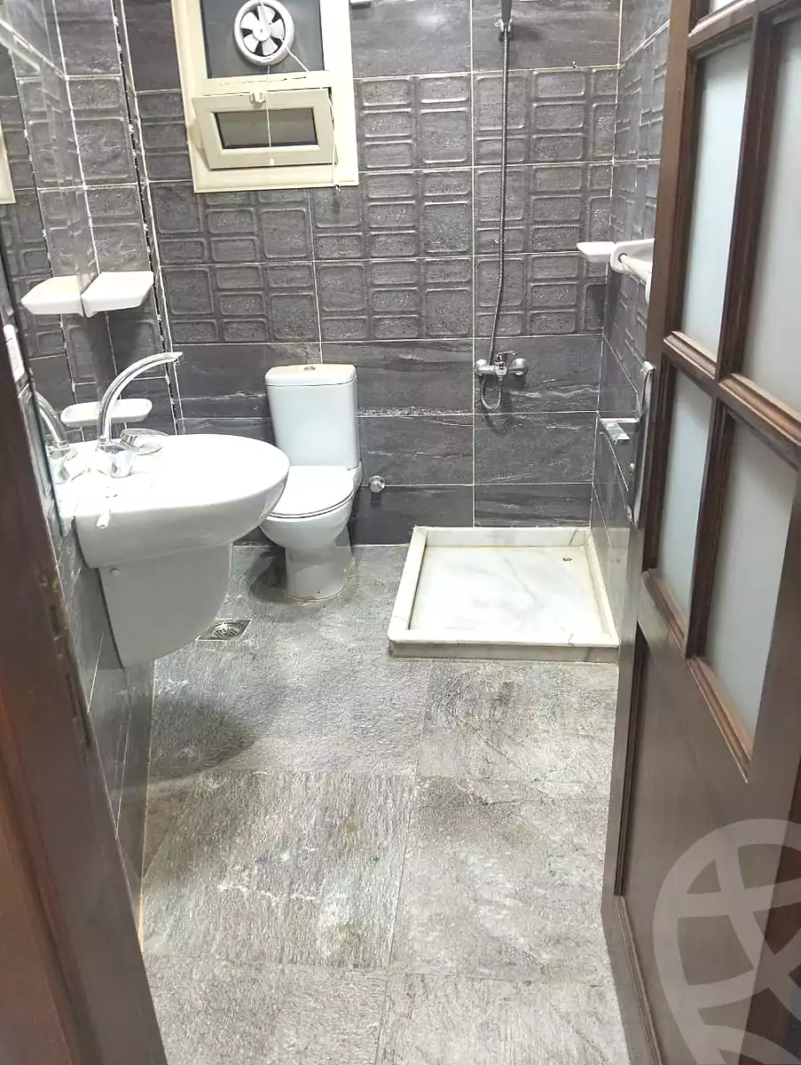 https://aqarmap.com.eg/en/listing/7336823-for-rent-cairo-el-maadi-compounds-rayhanah-plaza