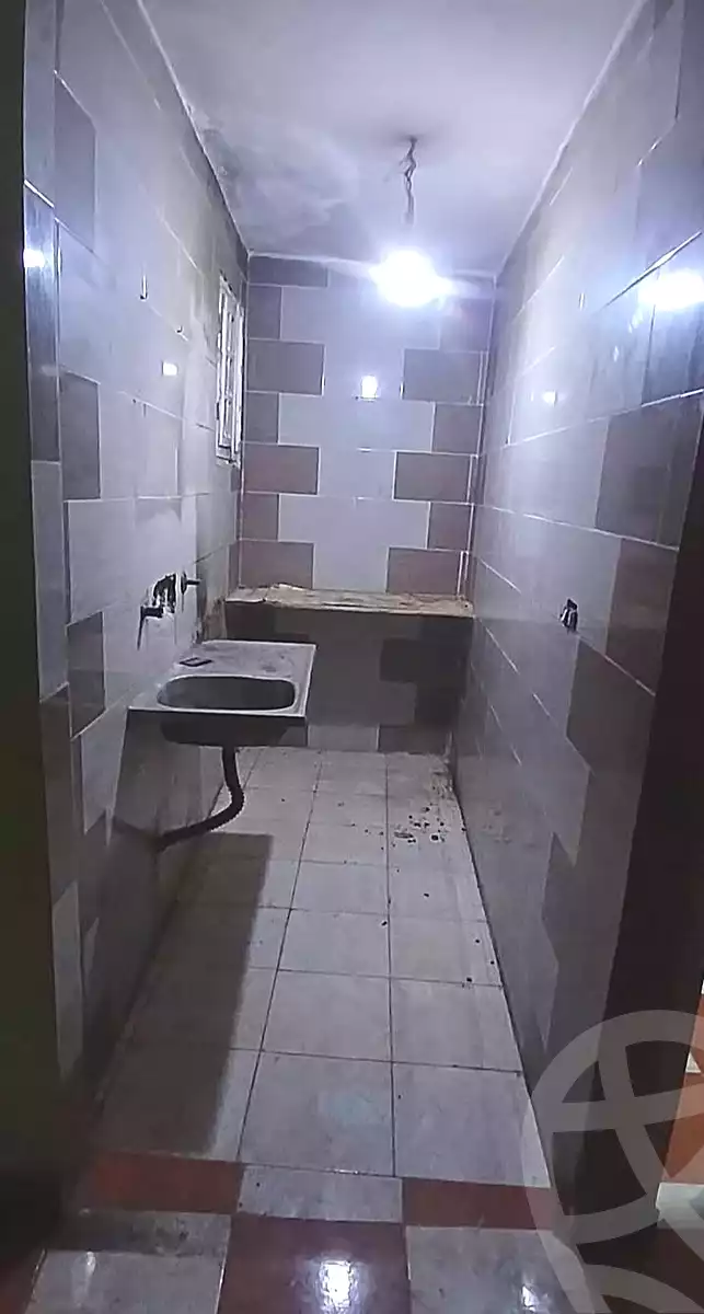 https://aqarmap.com.eg/ar/listing/7336815-for-sale-alexandria-al-agamy-el-hanouvel