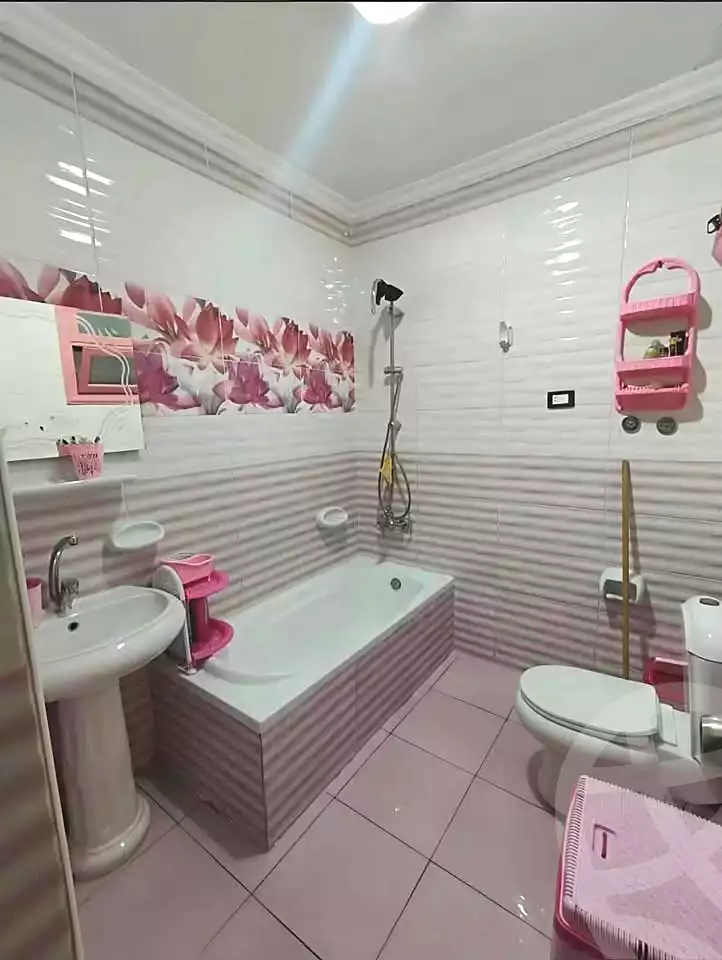 https://aqarmap.com.eg/ar/listing/7337004-for-sale-alexandria-al-agamy-lbytsh-bianchiii
