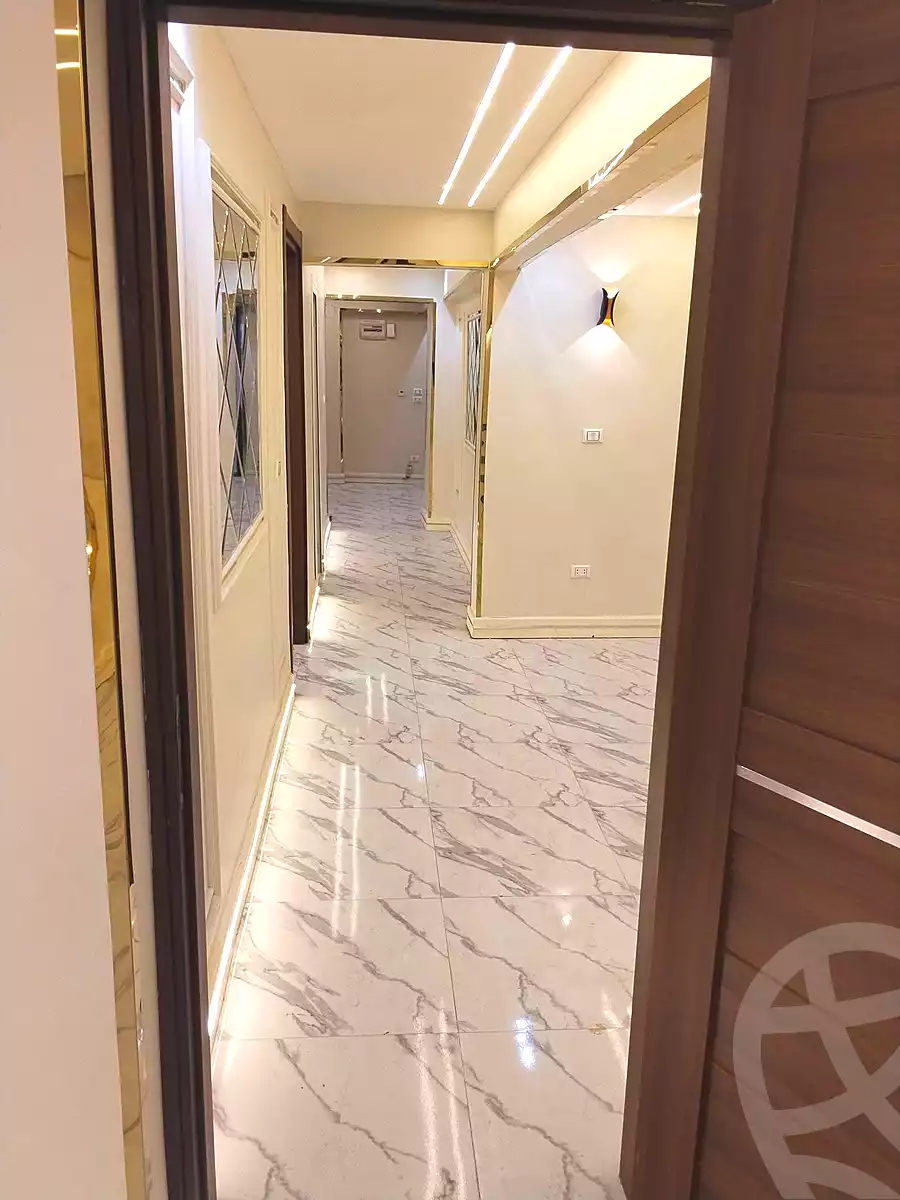 https://aqarmap.com.eg/ar/listing/7337353-for-sale-alexandria-sydy-bshr-sydy-bshr-bhry-shr-mhmd-njyb