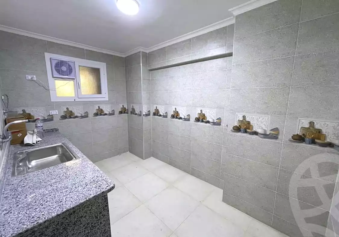 https://aqarmap.com.eg/en/listing/7337376-for-sale-alexandria-bolekly-wnjdt