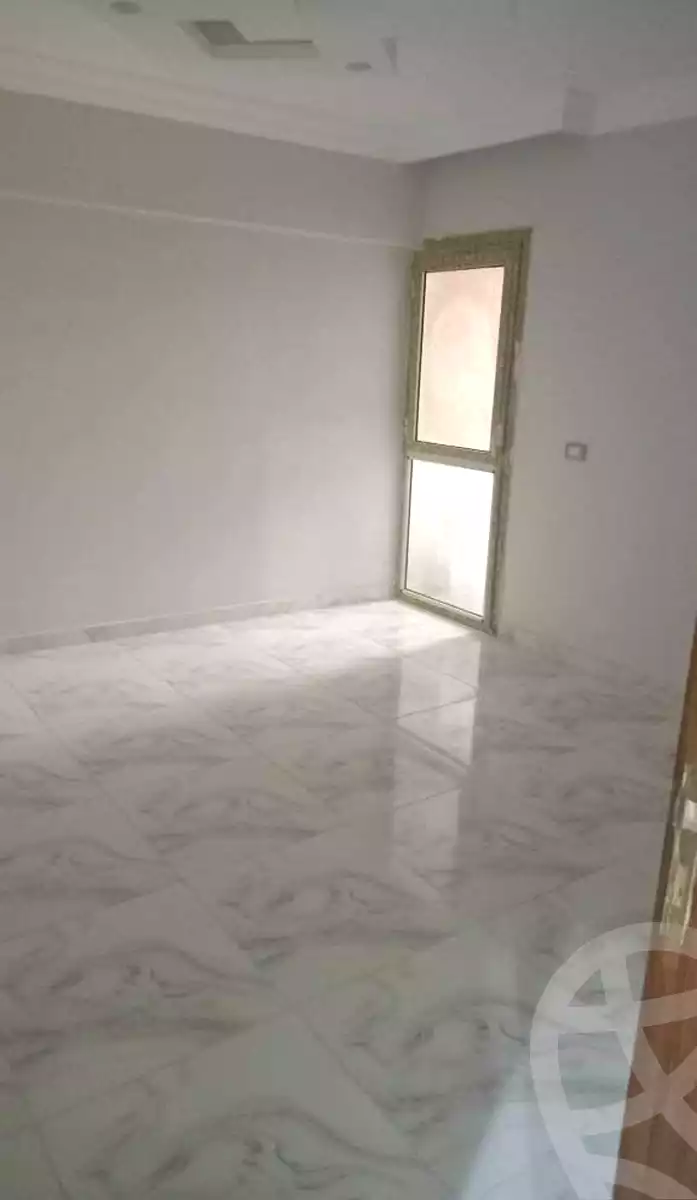 https://aqarmap.com.eg/ar/listing/7337402-for-rent-alexandria-lsywf-gamila-city-compound
